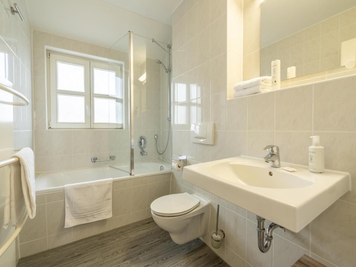 Rugana - Komfort Mit 2 Schlafzimmern Und Terrasse D03 Dranske